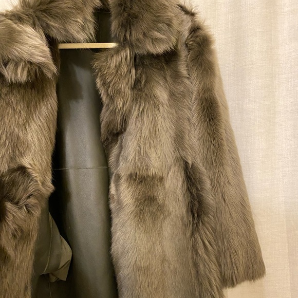 Theory overlay lamb shearling fur leather reversible coat - Picture 9 of 9